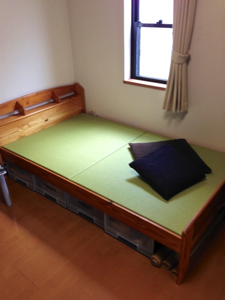 和紙表で製作したベッド用の畳