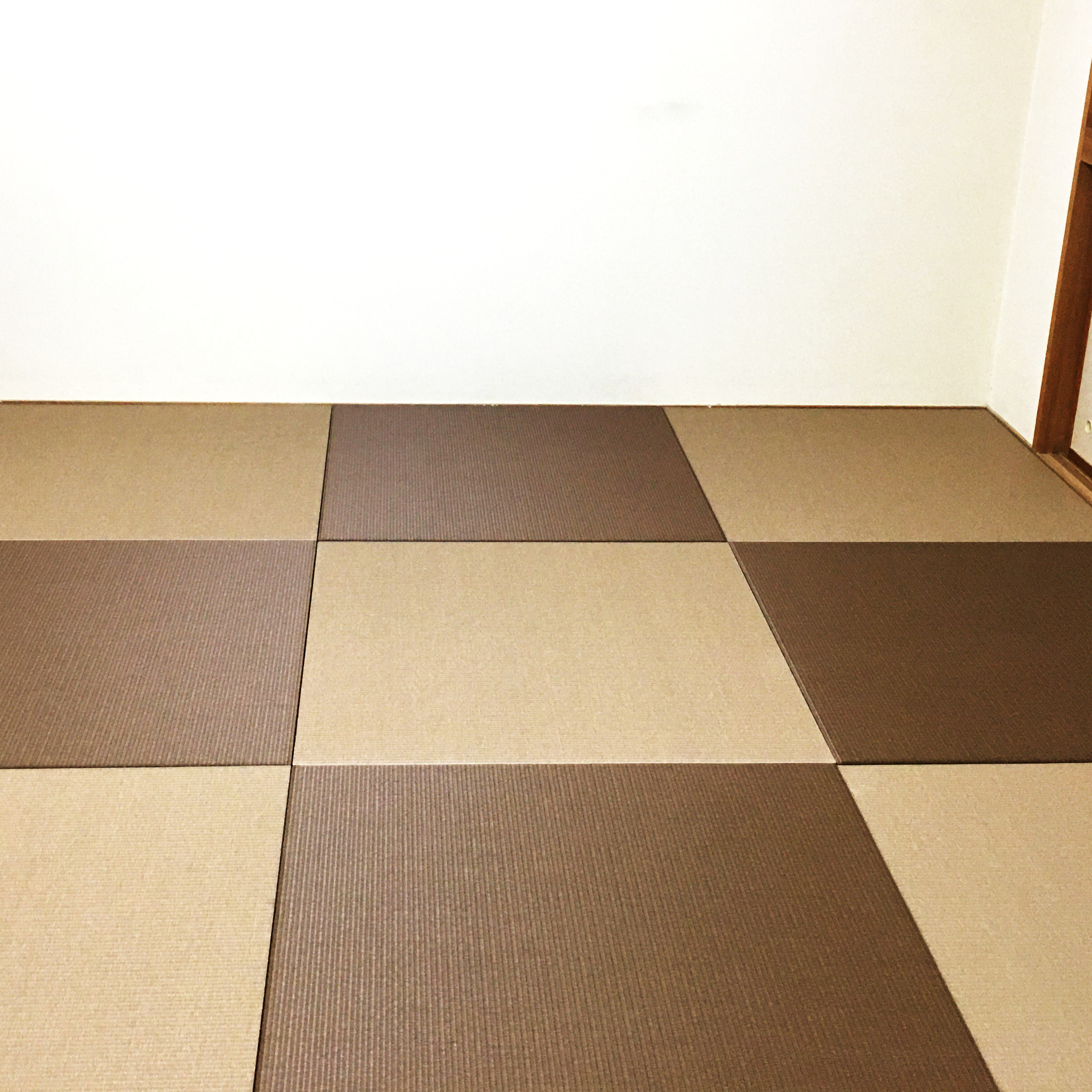 マンションの6畳和室をカラー琉球畳に自分で入れ替える Diyたたみ