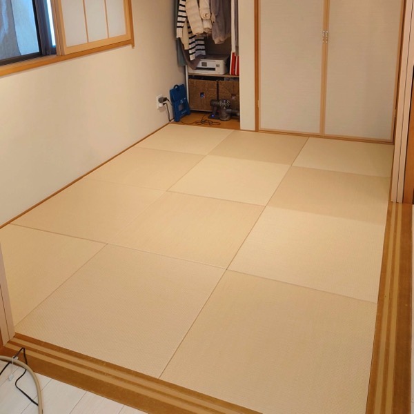 12枚で制作した小波15白茶色の琉球畳